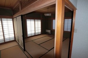 2階和室ビフォー-thumb-300xauto-2650.jpg