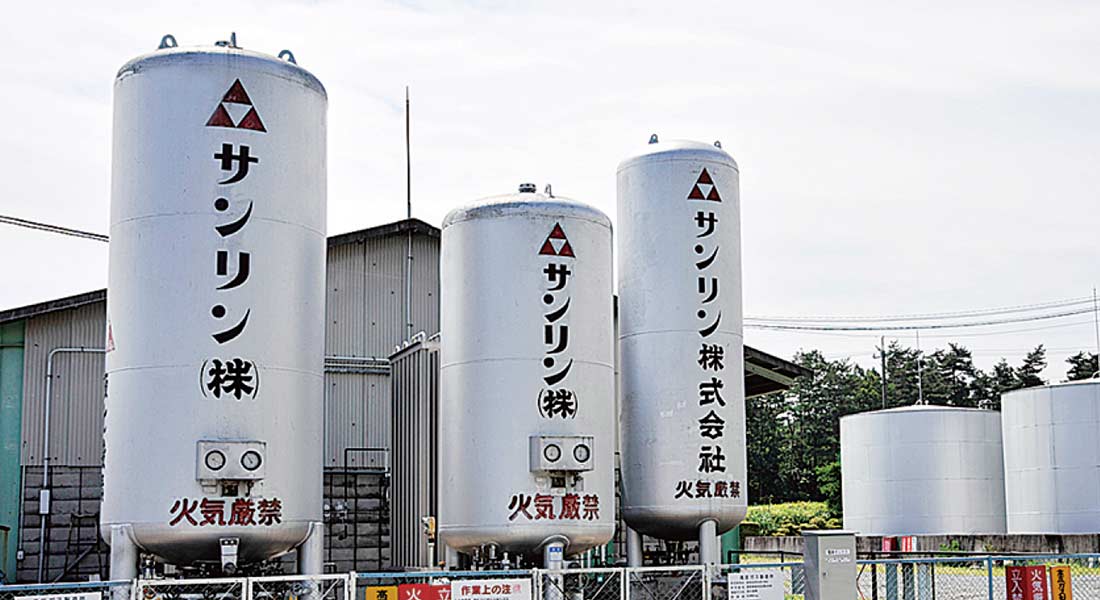 高圧ガスタンク